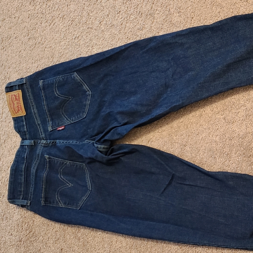 Lighter Blue Levi Mid Rise